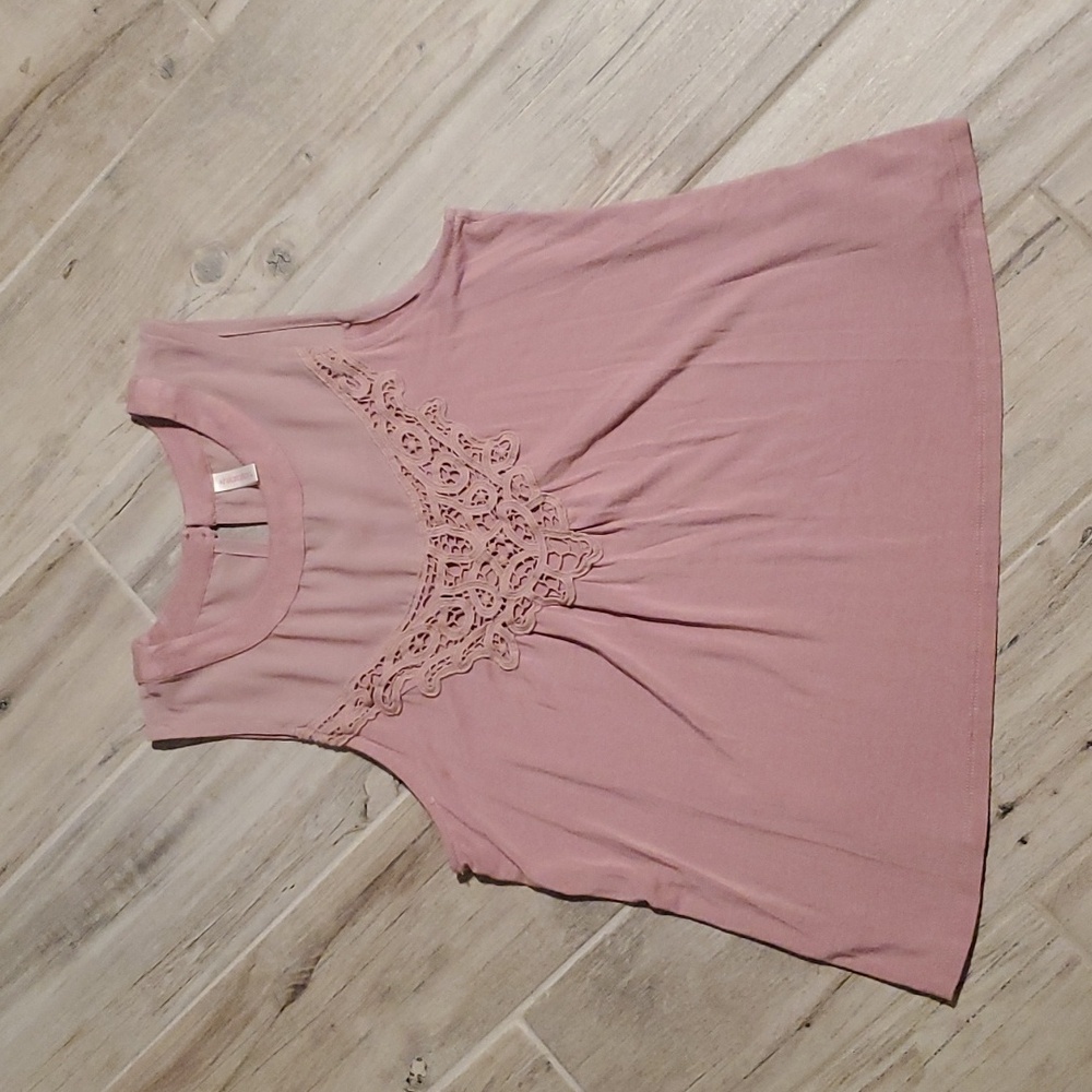 Xhilaration Blush Pink Tank Top Sz Medium Lace Casual Feminine Summer